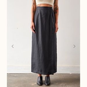 Monica Cordera Linen Long Skirt